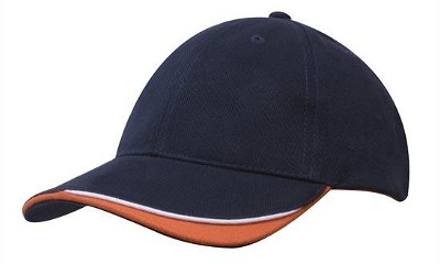 Heavy brushed cap met ingesprongen klep
